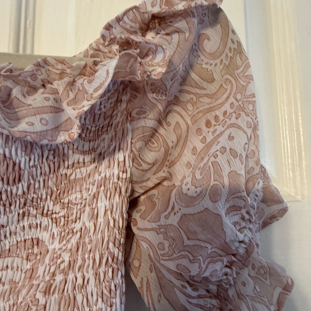 Express Blush Paisley Off-Shoulder Blouse - Picture 2 of 7